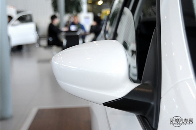 2015款 1.6L 手動(dòng)舒適型