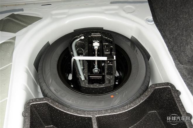 2015款 1.6L 自動風尚型