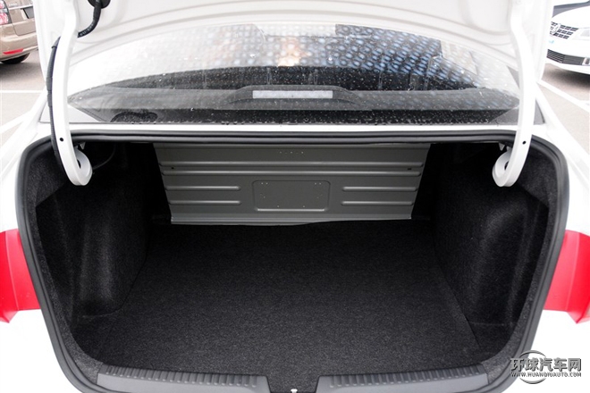 2015款 1.6L 自動(dòng)風(fēng)尚型