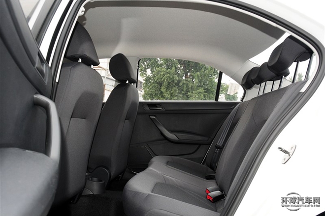 2015款 1.6L 自動(dòng)風(fēng)尚型