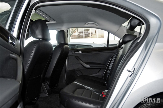 2015款 1.6L 自動豪華型