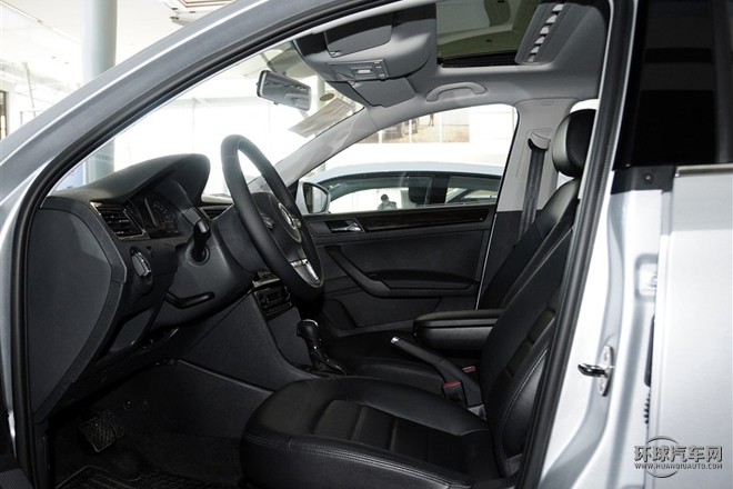 2015款 1.6L 自動豪華型