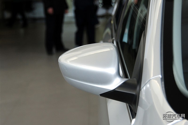 2015款 1.6L 自動豪華型