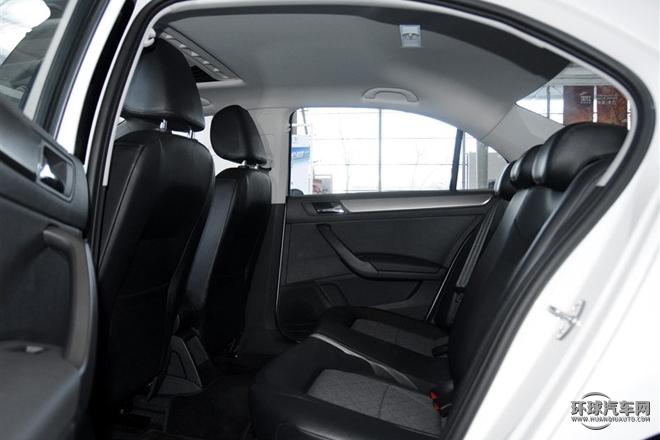 2015款 1.6L 自動(dòng)舒適型