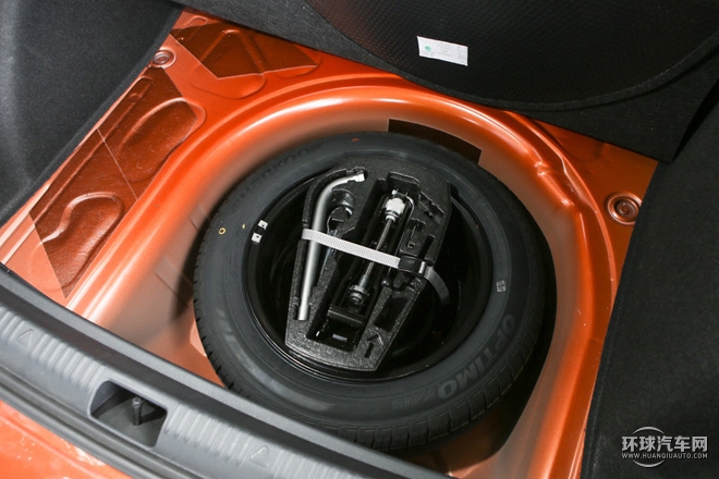 2015款 230TSI DSG豪華型