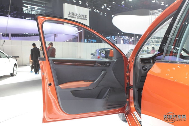 2015款 230TSI DSG豪華型