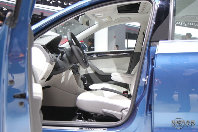 2015款 230TSI DSG舒適型