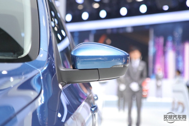 2015款 230TSI DSG舒適型