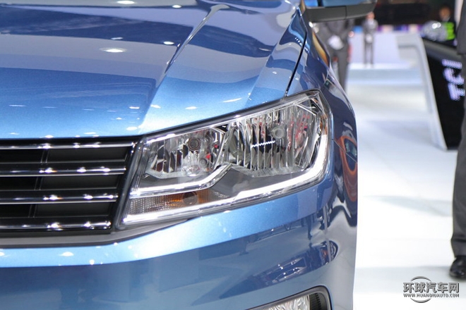 2015款 230TSI DSG舒適型