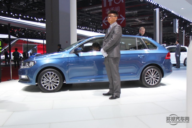 2015款 230TSI DSG舒適型