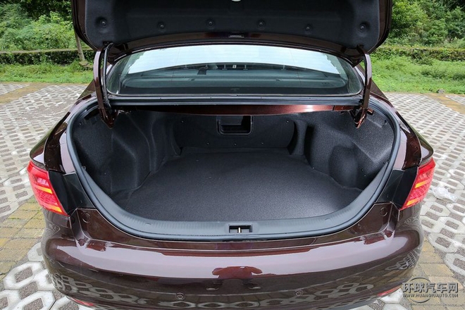 2015款 2.4L 自動豪華型