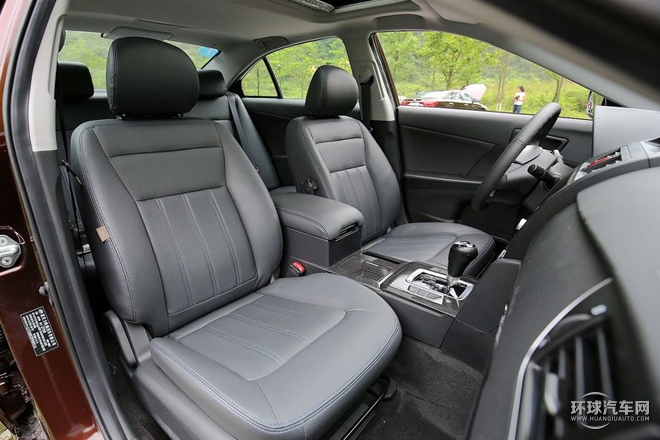 2015款 2.4L 自動(dòng)豪華型