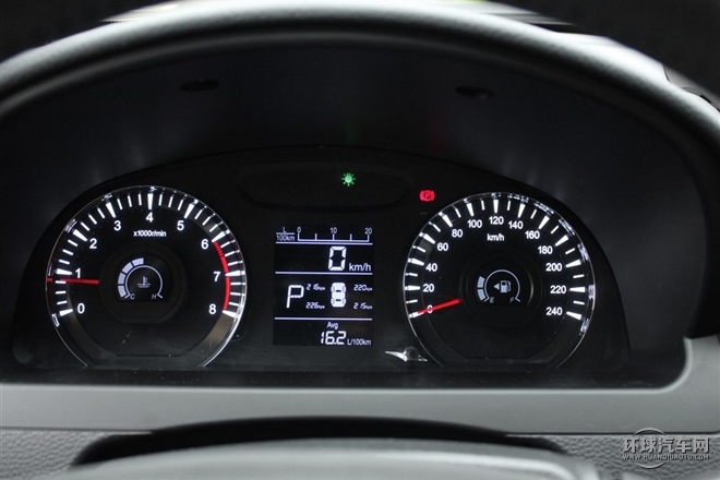 2015款 2.4L 自動旗艦型