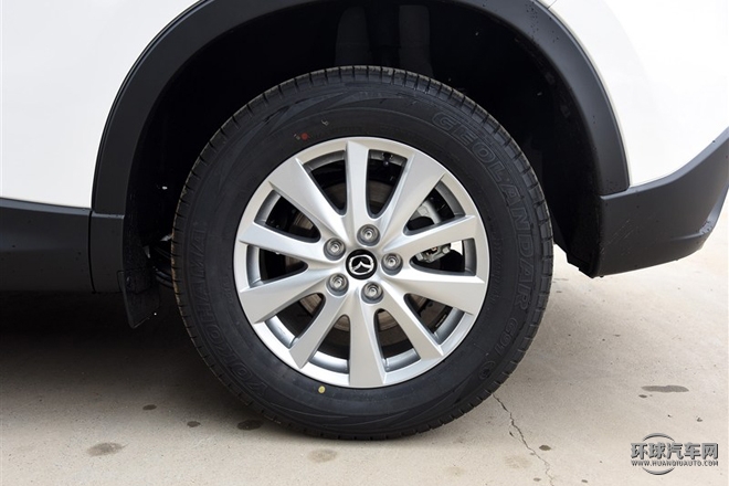 2015款 2.0L 手動兩驅舒適型