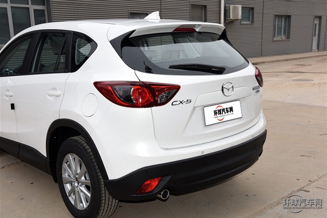 2015款 2.0L 手動兩驅舒適型