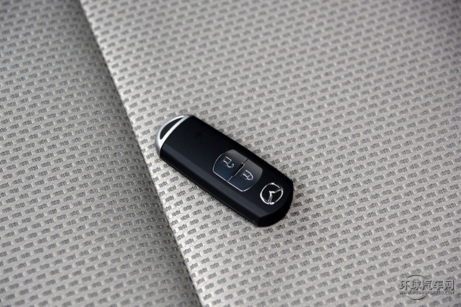 2015款 2.0L 自動兩驅舒適型