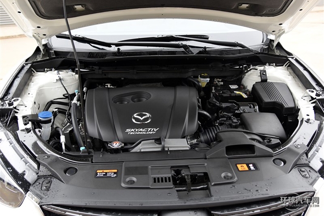 2015款 2.0L 自動兩驅舒適型