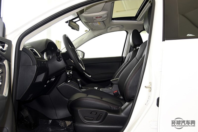 2015款 2.0L 自動四驅豪華型