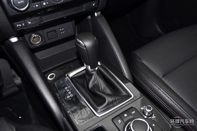 2015款 2.0L 自動四驅(qū)豪華型