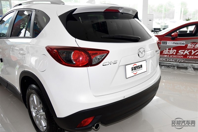 2015款 2.0L 自動四驅豪華型