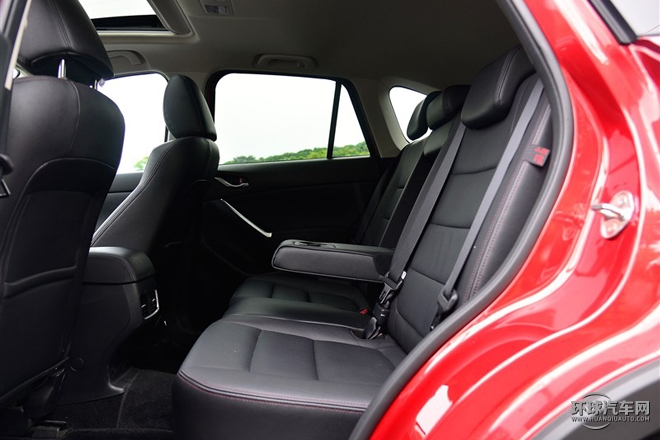 2015款 2.5L 自動四驅旗艦型