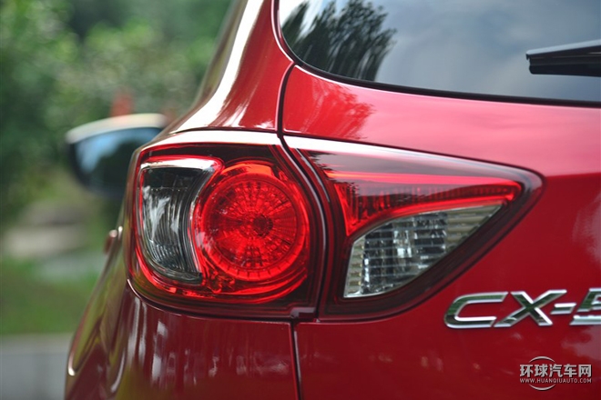 2015款 2.5L 自動四驅旗艦型