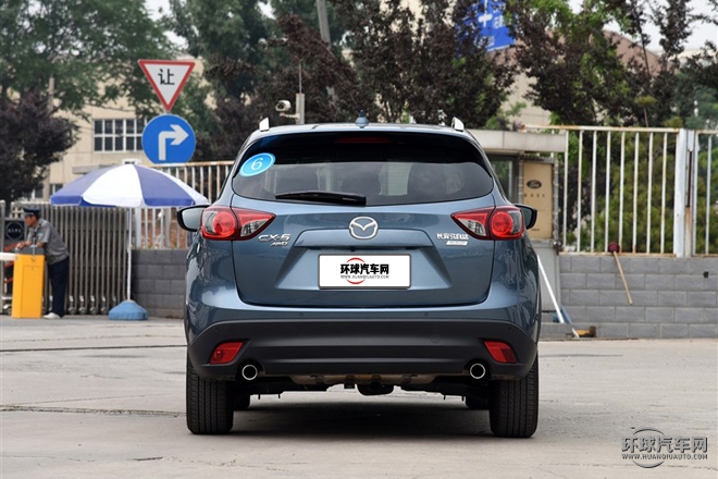 2015款 2.5L 自動四驅尊貴型