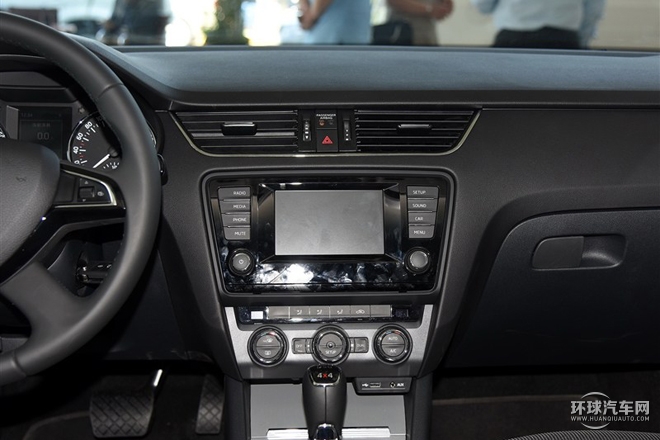 2015款 1.8T 逸享旅行版