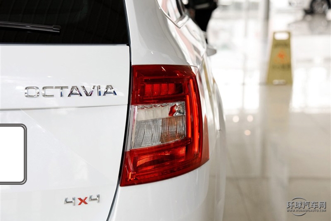 2015款 1.8T 逸臻旅行版