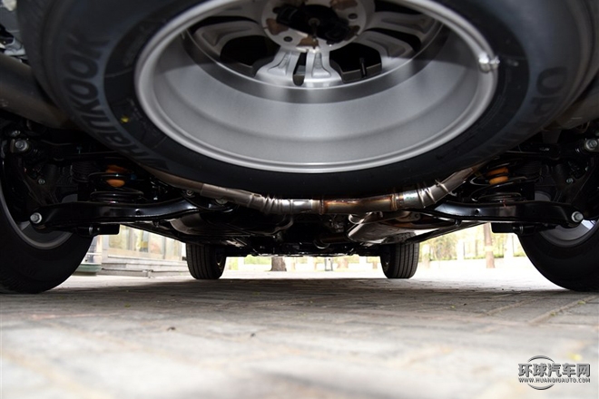 2015款 2.0T 自動(dòng)兩驅(qū)舒適型 5座