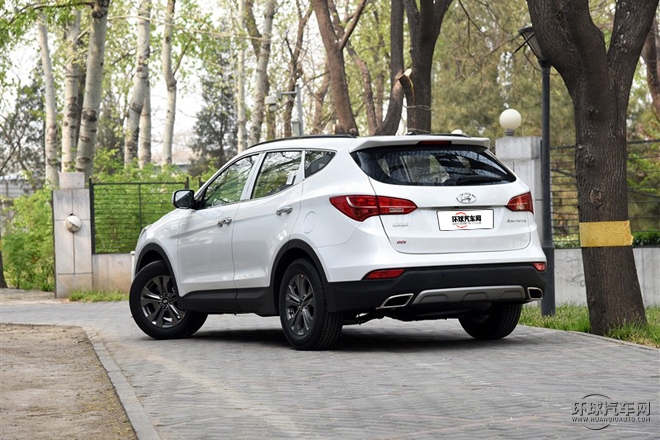 2015款 2.0T 自動兩驅(qū)舒適型 5座