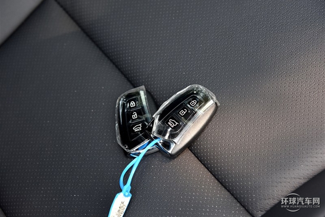 2015款 2.0T 自動(dòng)四驅(qū)智能型 5座