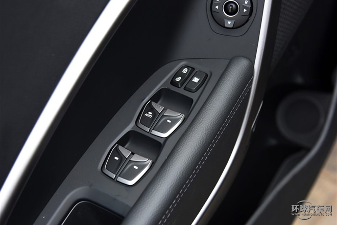 2015款 2.0T 自動四驅智能型 5座