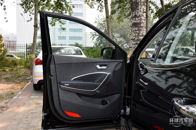 2015款 2.0T 自動(dòng)四驅(qū)智能型 5座