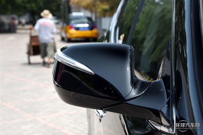 2015款 2.0T 自動四驅智能型 5座