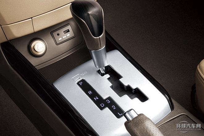 2015款 1.6L 手動豪華型