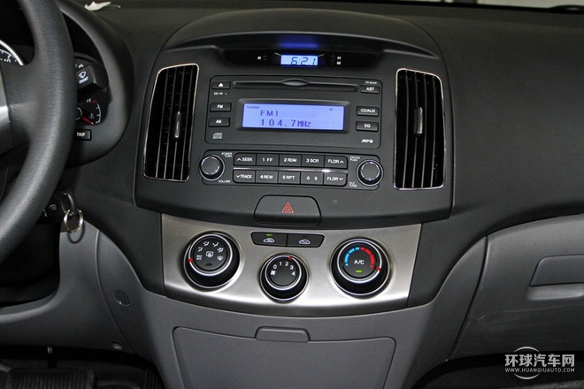 2015款 1.6L 手動舒適型