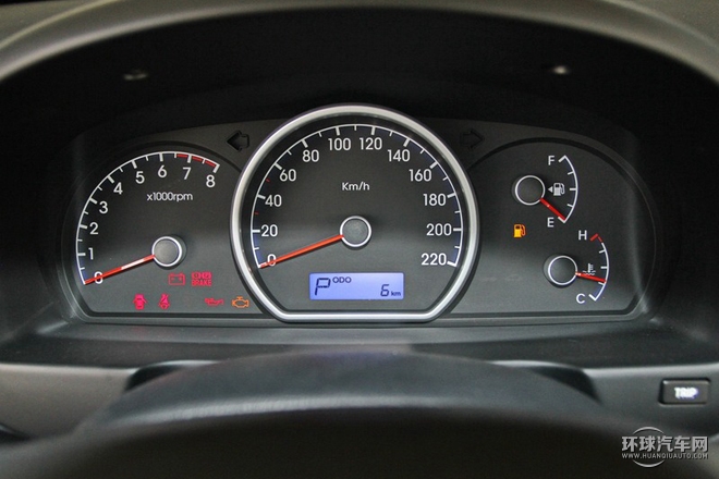 2015款 1.6L 手動(dòng)舒適型