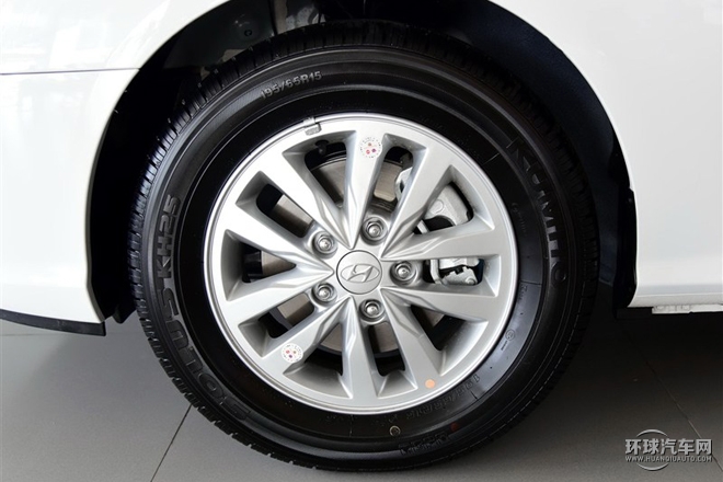 2015款 1.6L 自動豪華型