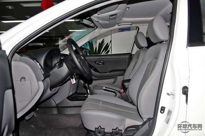 2015款 1.6L 自動豪華型