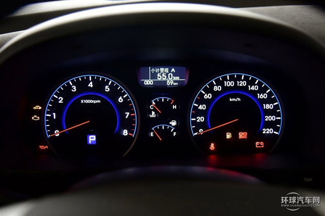 2015款 1.6L 自動(dòng)豪華型