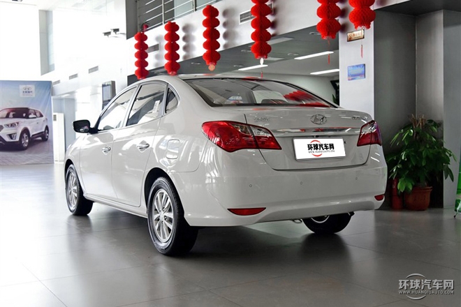 2015款 1.6L 自動豪華型