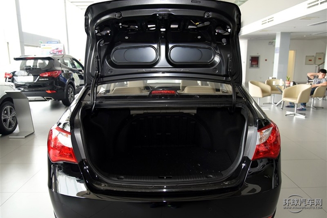 2015款 1.6L 自動舒適型