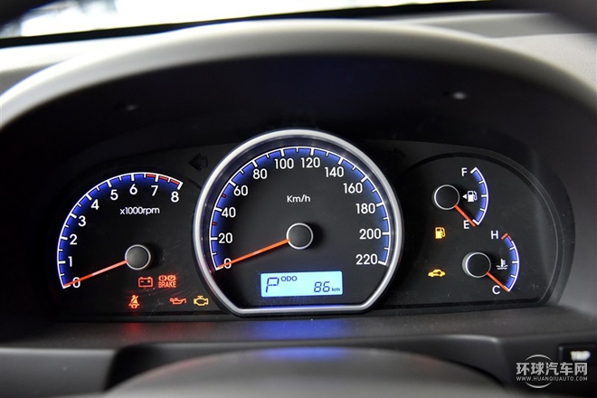 2015款 1.6L 自動舒適型