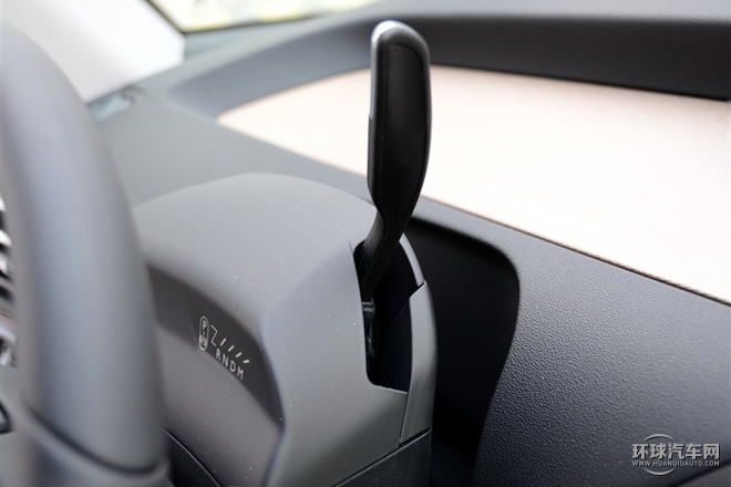 2015款 1.6T 豪華型 5座