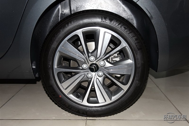 2015款 Grand 1.6T 豪華型 7座