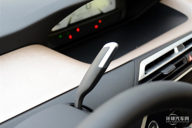 2015款 Grand 1.6T 豪華型 7座