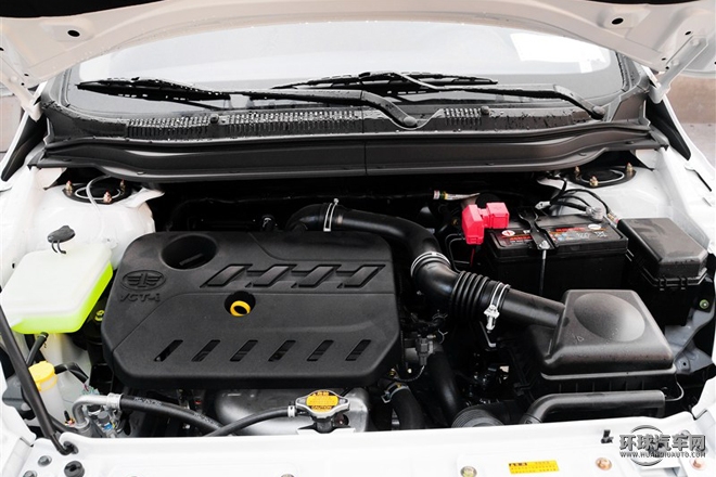 2015款 1.5L 手動(dòng)標(biāo)準(zhǔn)型