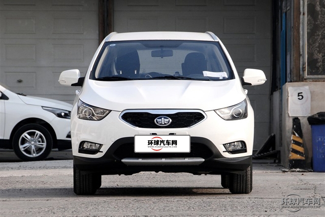 2015款 1.5L 手動標準型