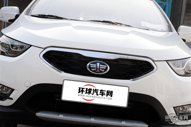 2015款 1.5L 手動標準型